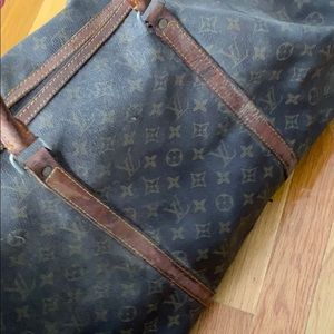 Louis Vuitton Duffel Bag Unisex